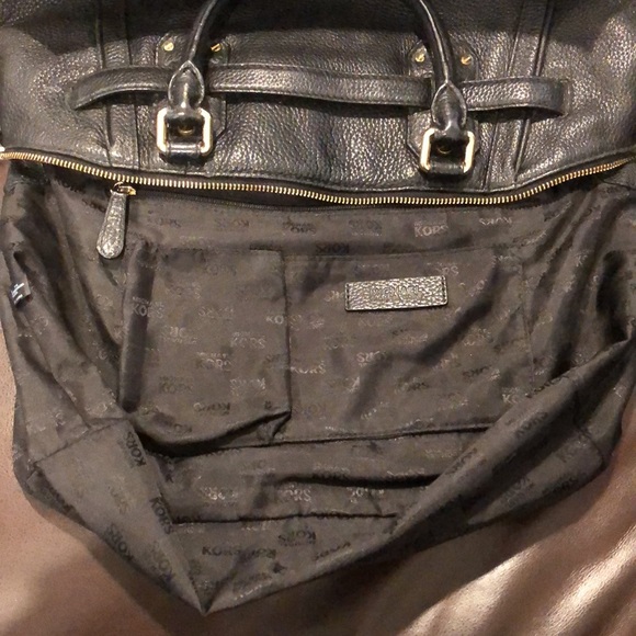 MICHAEL KORS Tumbled Black Leather Crossbody Satchel - Picture 15 of 17